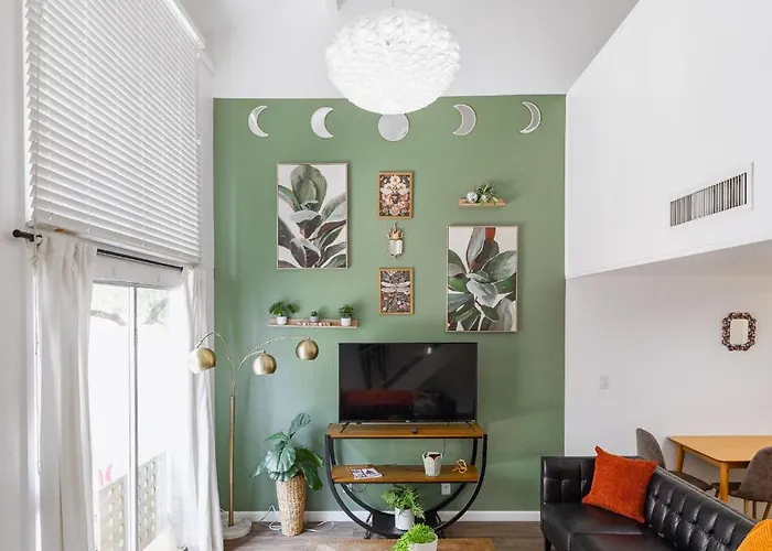 Apartment Vintage Near Golf & Old Town *