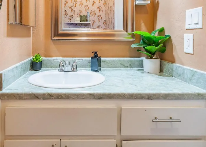 Apartment Vintage Near Golf & Old Town *