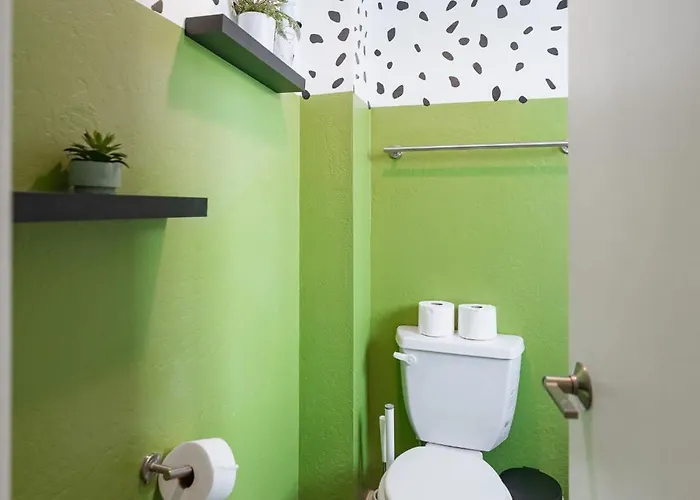 Apartment Vintage Near Golf & Old Town *